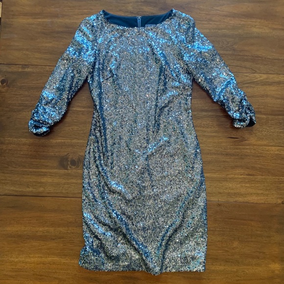 Vince Camuto Dresses & Skirts - Vince Camuto Black and Silver Sequin 3/4 Dress